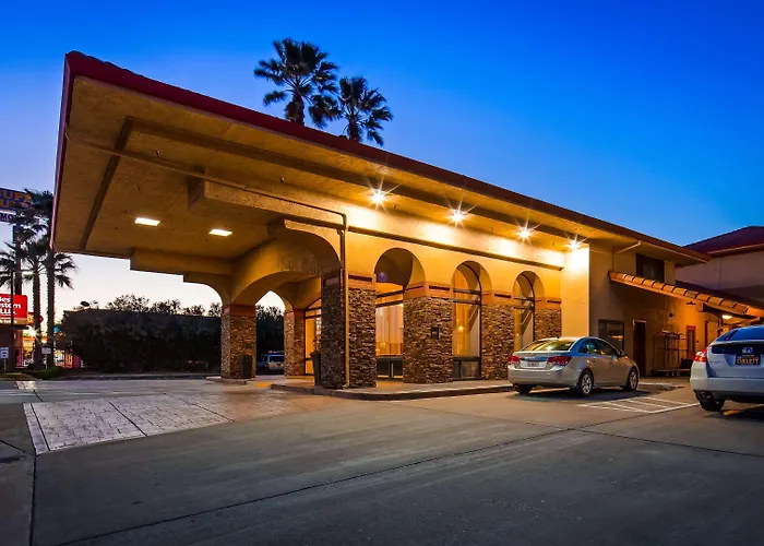 Best Western Plus Executive Inn & Suites